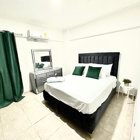 Residencial Ana Maria Hotel ซานโตโดมิงโก ภายนอก รูปภาพ